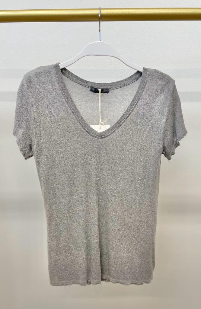 Raw Edge S/S V-Neck Tee